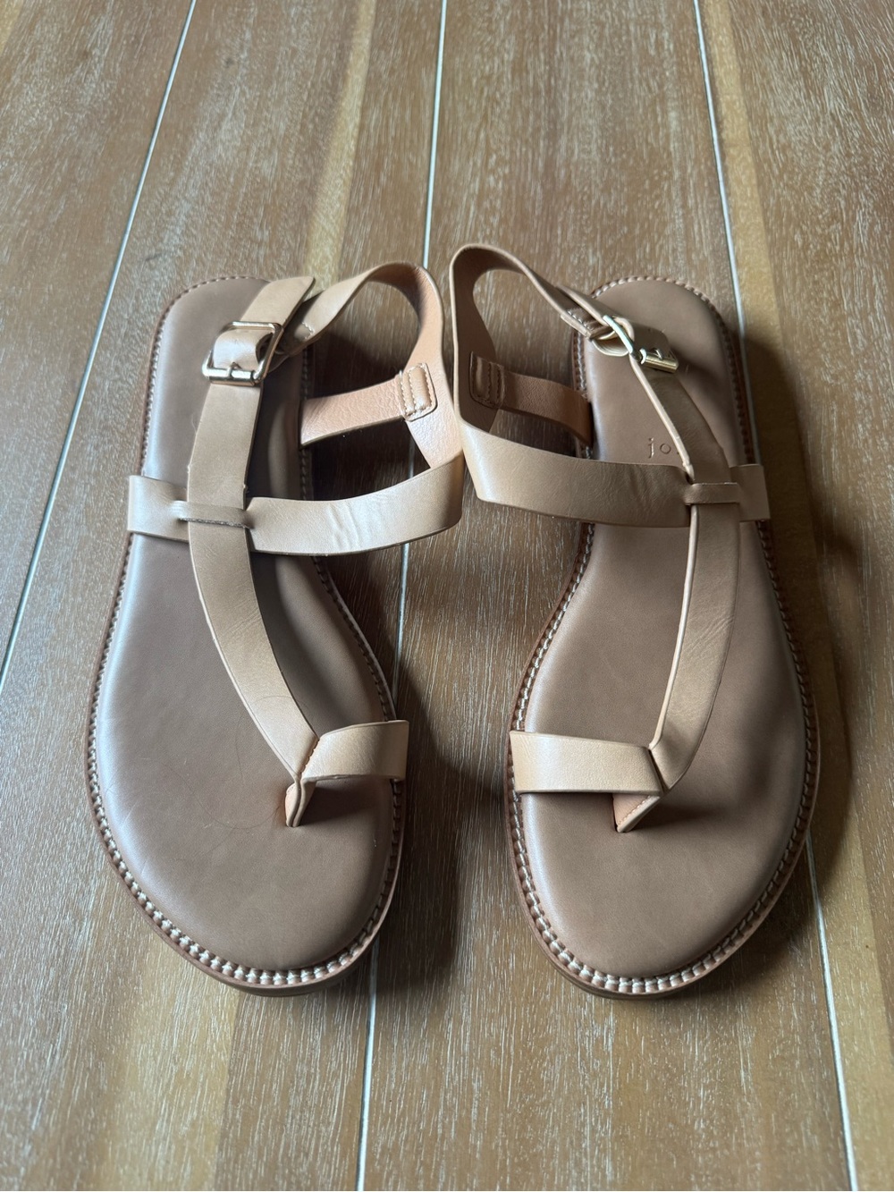 Like New Women's Neutral Joie Sandal with Adjustable Buckle